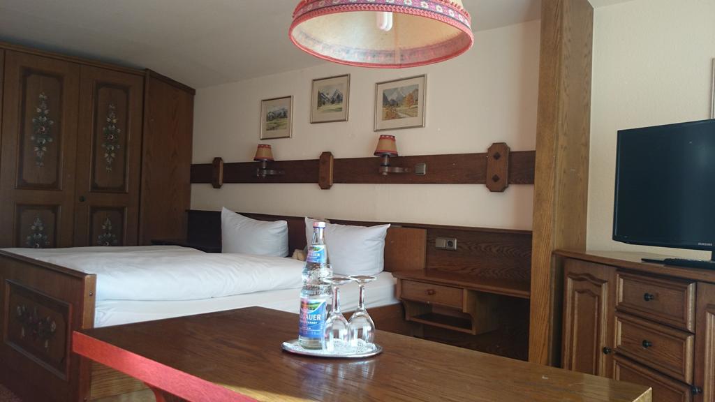 Berghotel Maderhalm Garni Oberstdorf Room photo