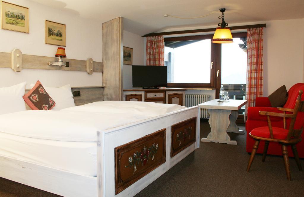 Berghotel Maderhalm Garni Oberstdorf Room photo