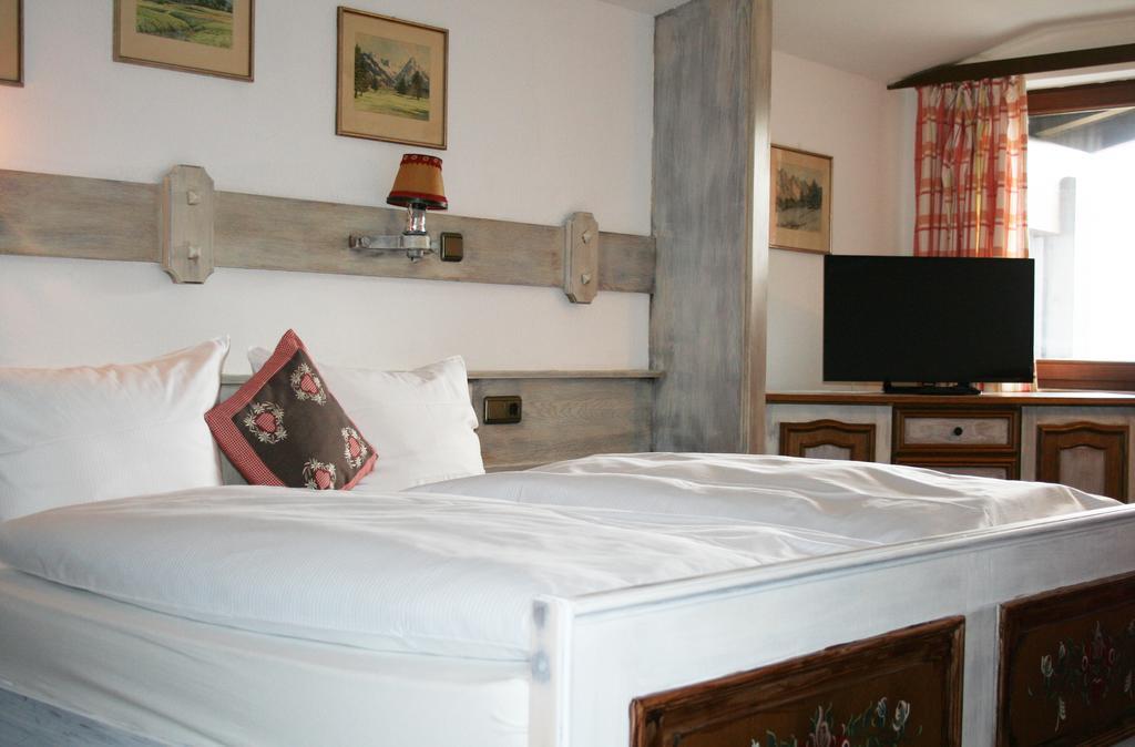Berghotel Maderhalm Garni Oberstdorf Room photo